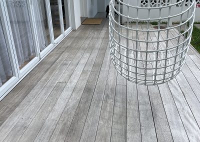 Easy Living Natural Grey Deck